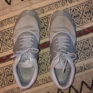 Nike sneakers grey